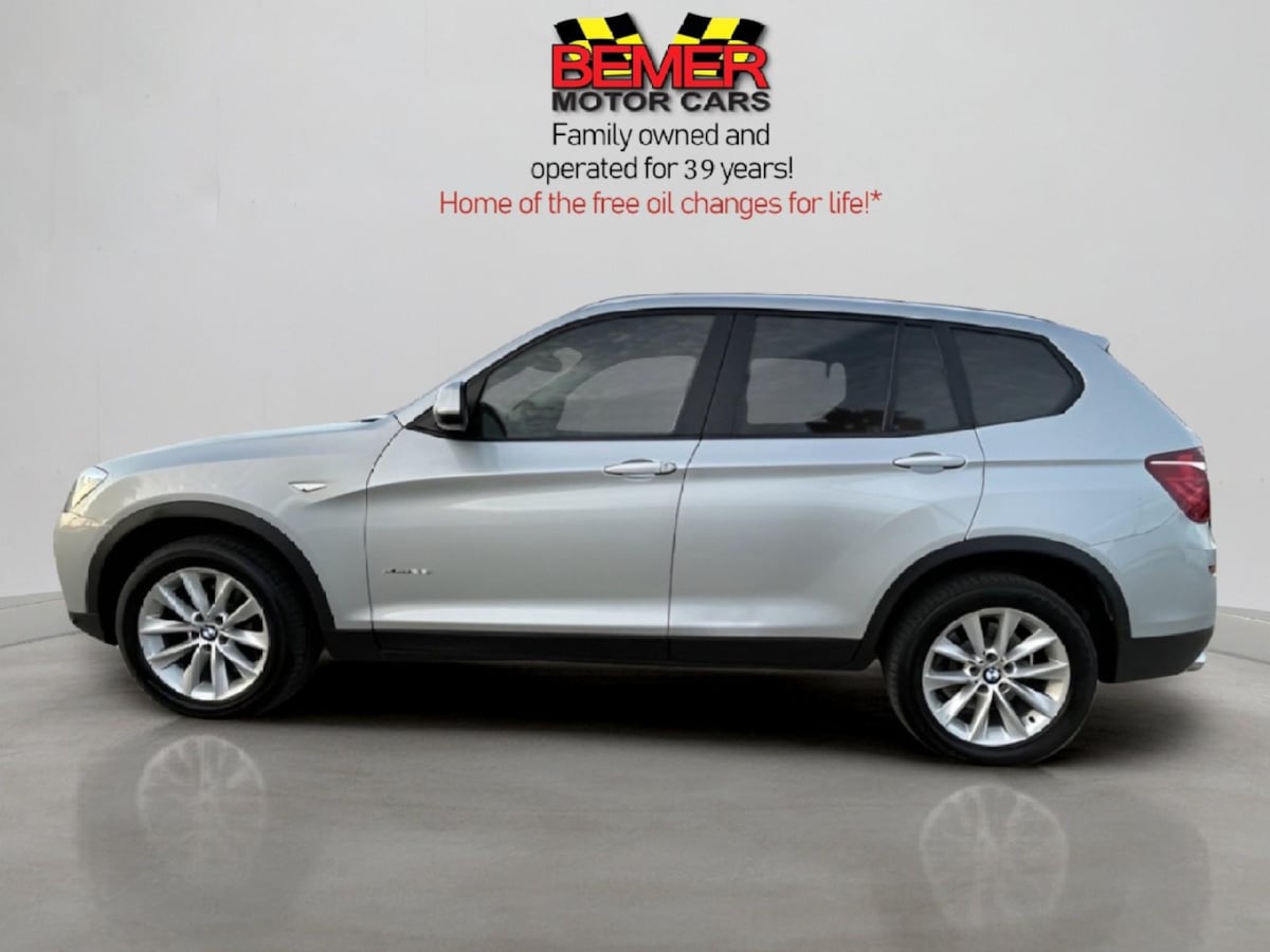 Additional photo of vehicle.