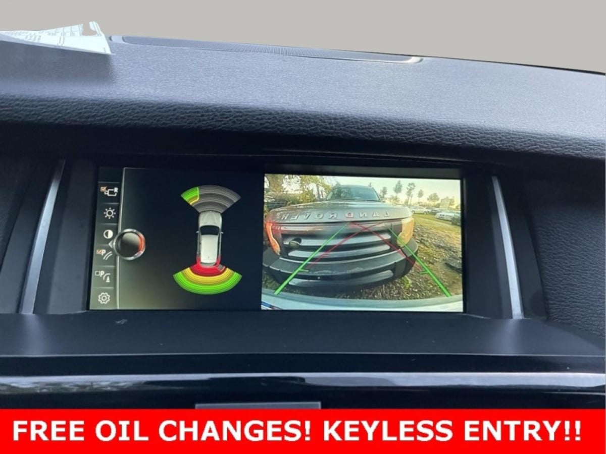 Additional photo of vehicle.