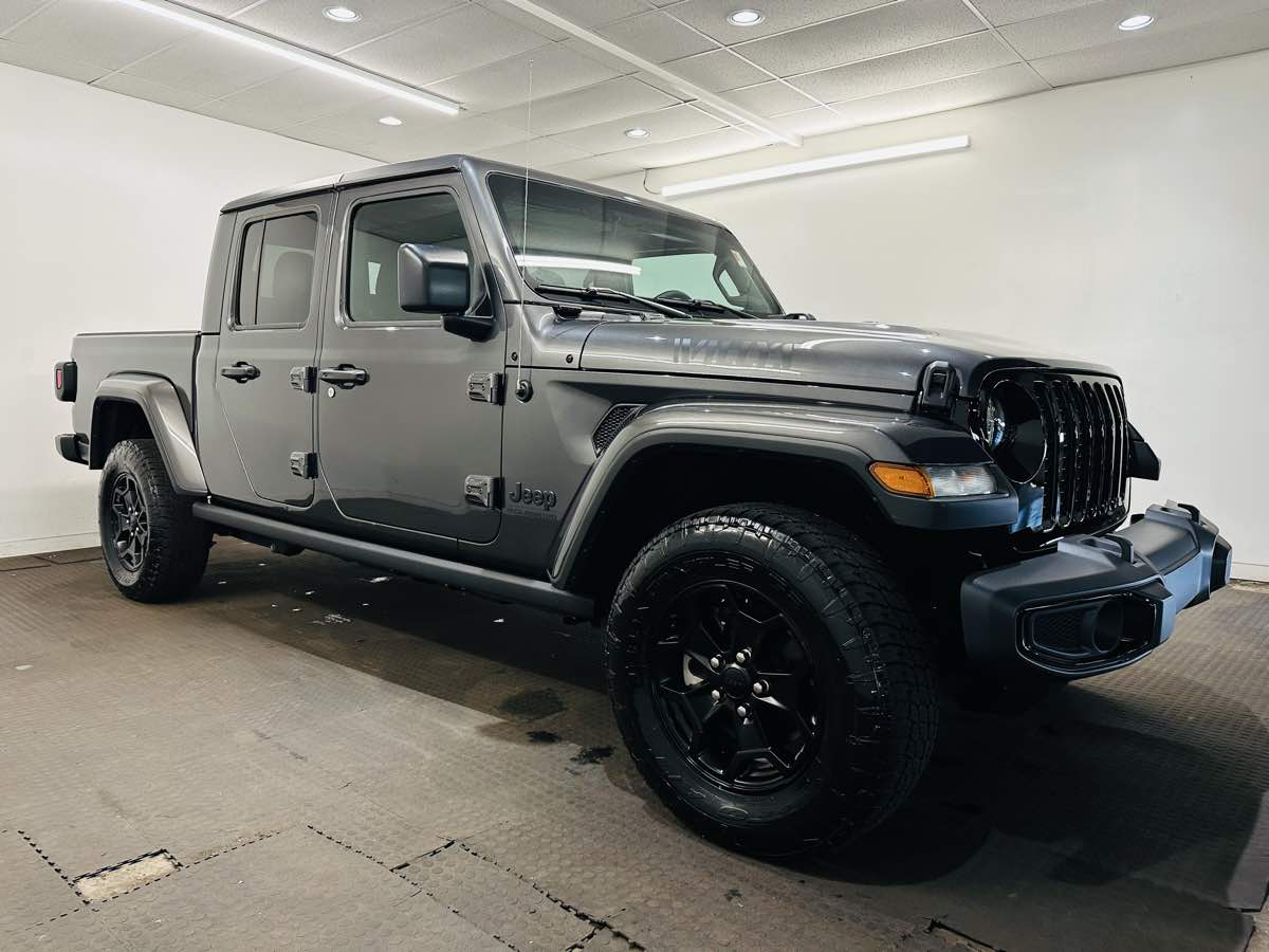 2023 Jeep Gladiator Willys with Tech Package, Tow Package