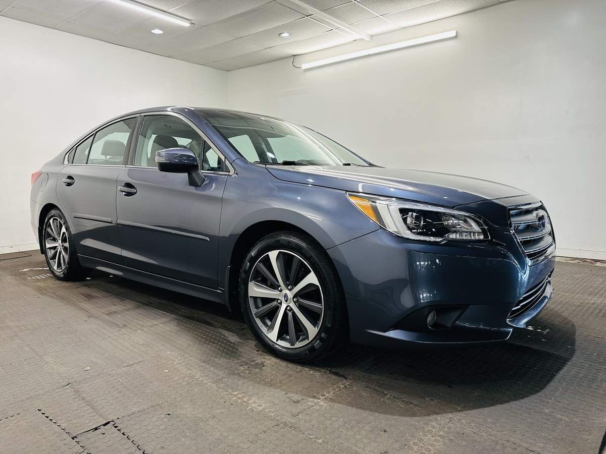 2015 Subaru Legacy 2.5i Limited   MOONROOF, NAVI, Harman Kardon