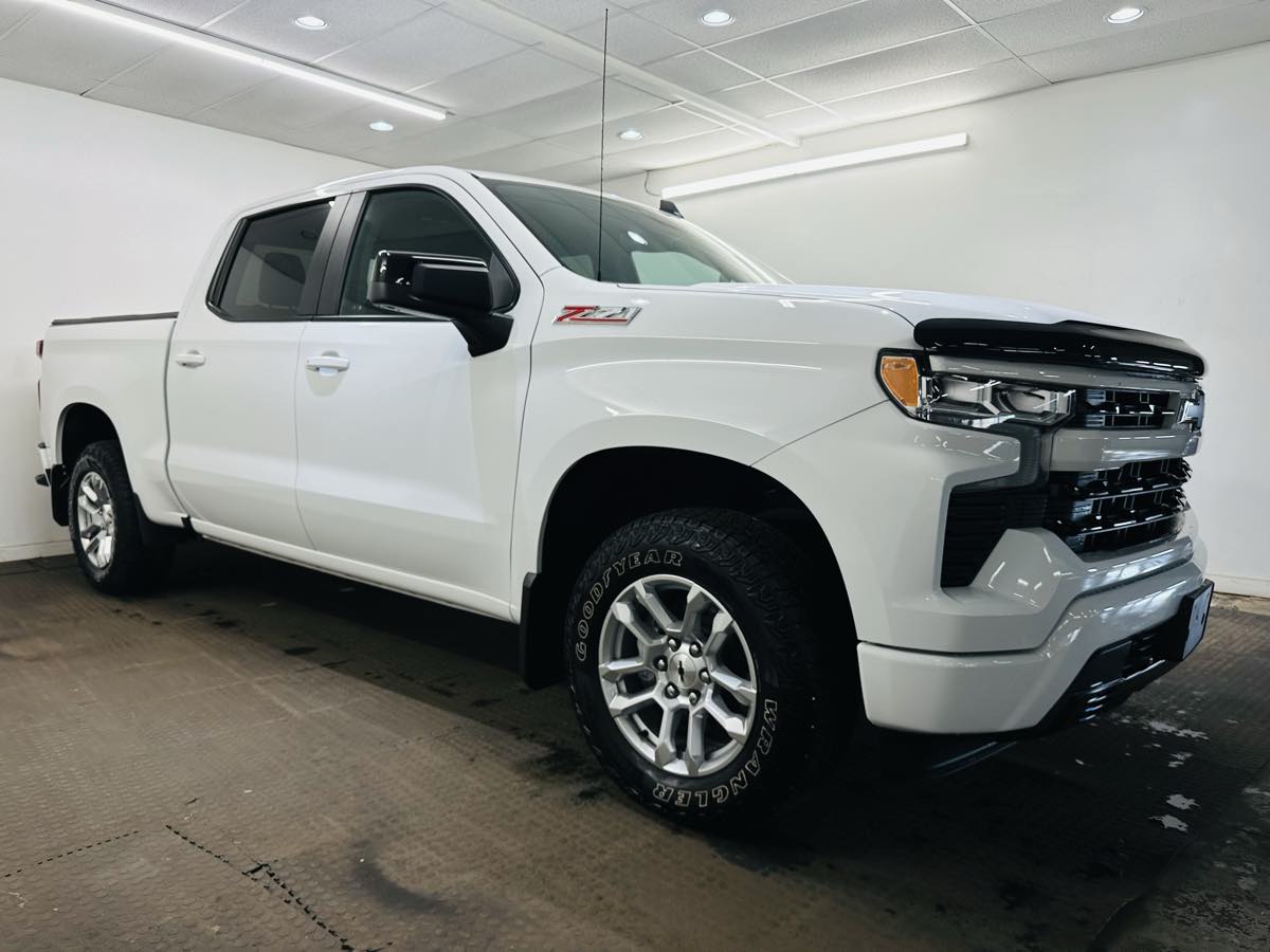 2022 Chevrolet Silverado 1500 RST Z71 OFF ROAD PACK, 13.4 INCH TOUCHSCREEN