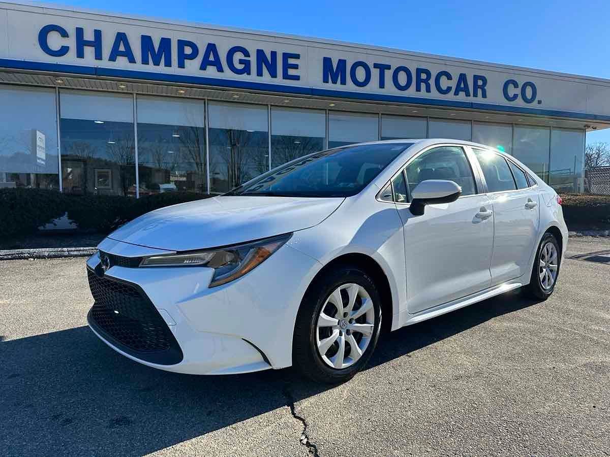 2020 Toyota Corolla LE               ONE OWNER, 38MPG!