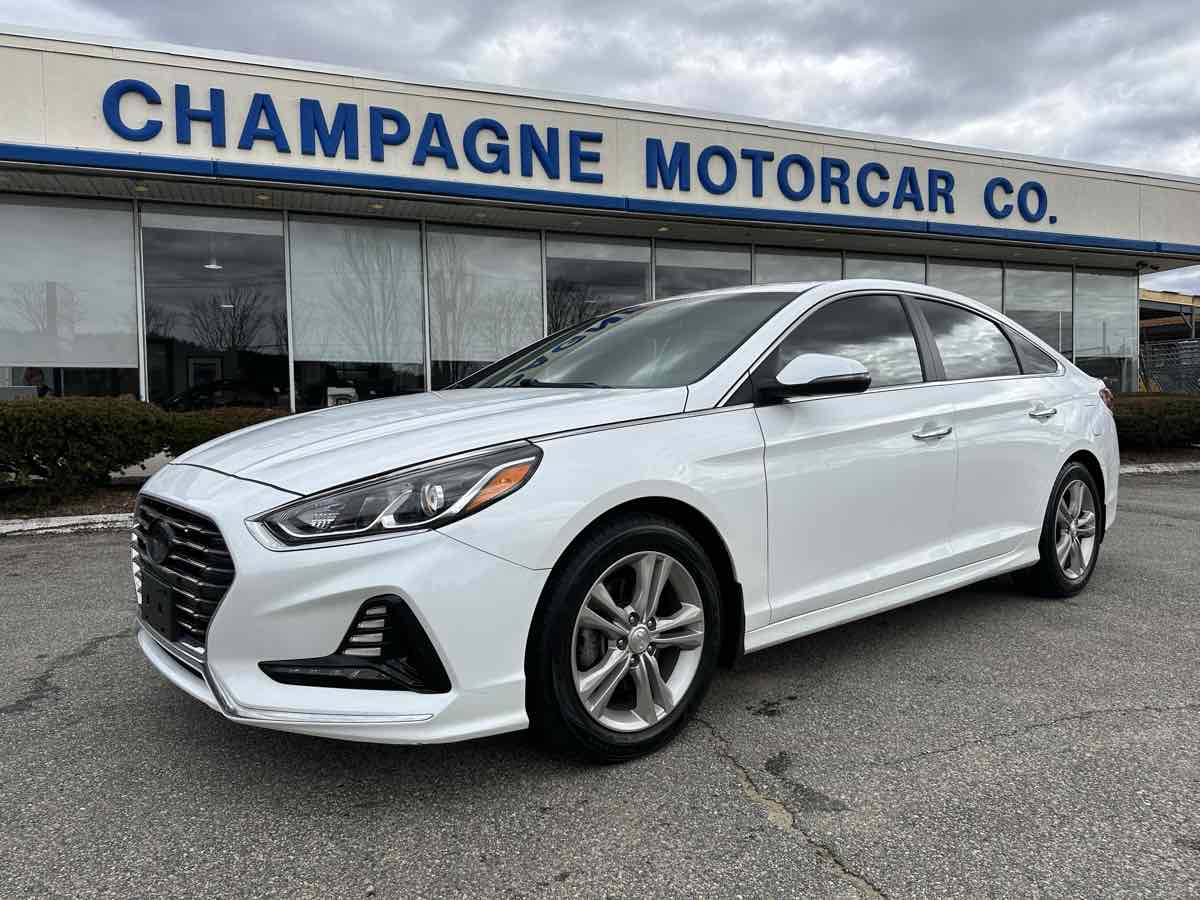 2018 Hyundai Sonata SEL  Heated Seats, Apple Carplay, 35MPG