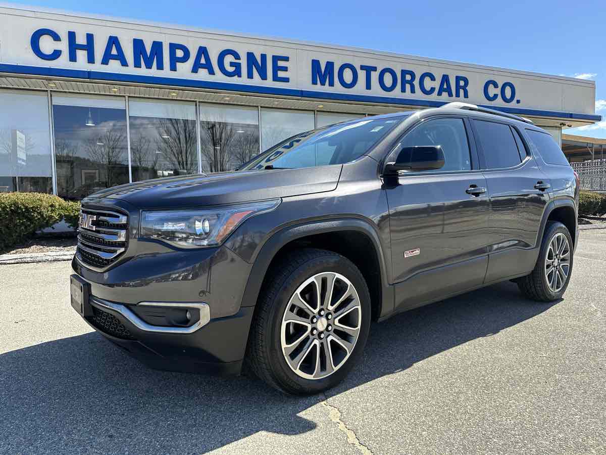 2017 GMC Acadia SLT ALL TERRAIN Sky Roof Tow Pack