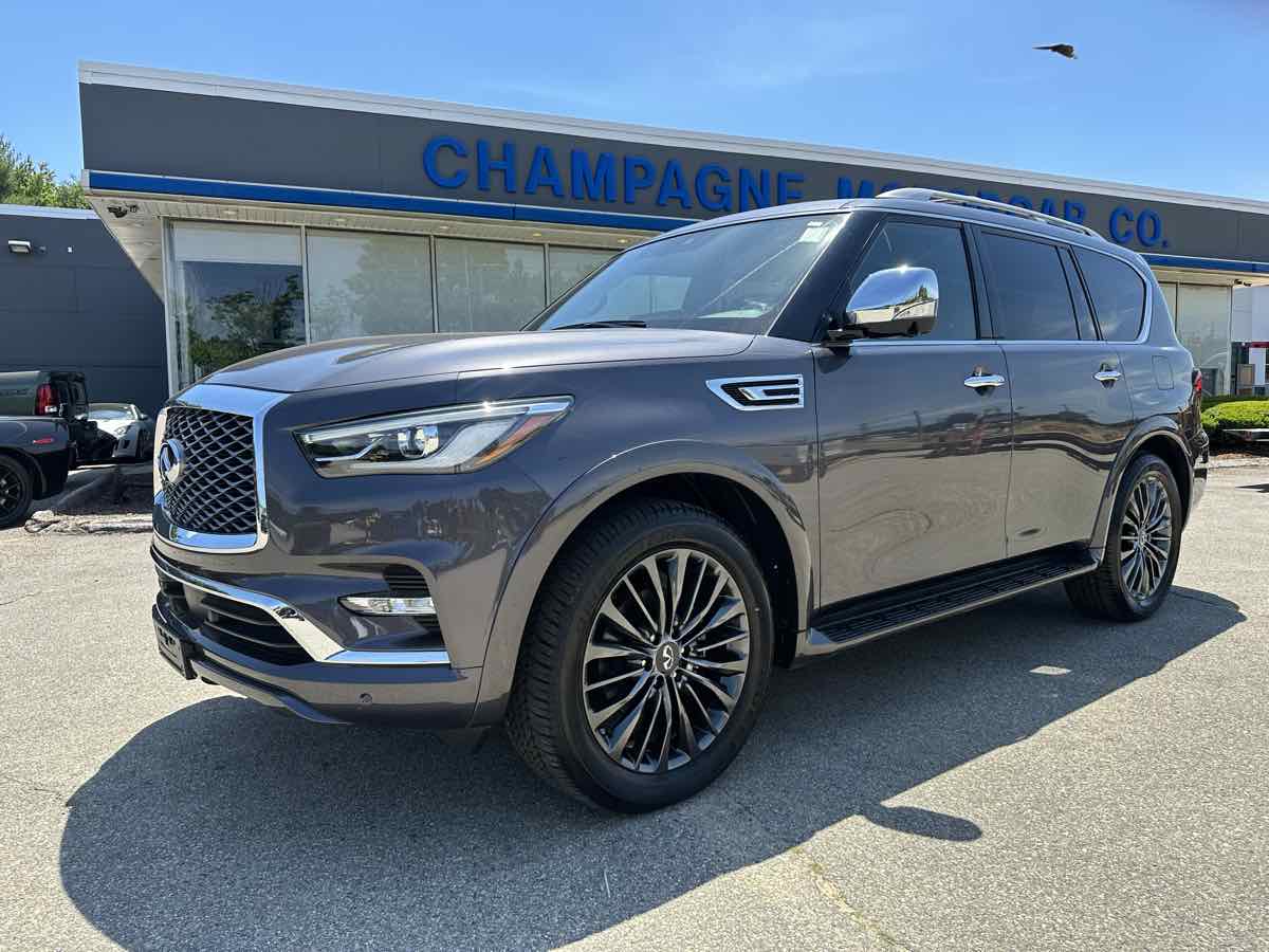 2023 INFINITI QX80 SENSORY Dual DVD, 2nd row buckets, power 3rd row