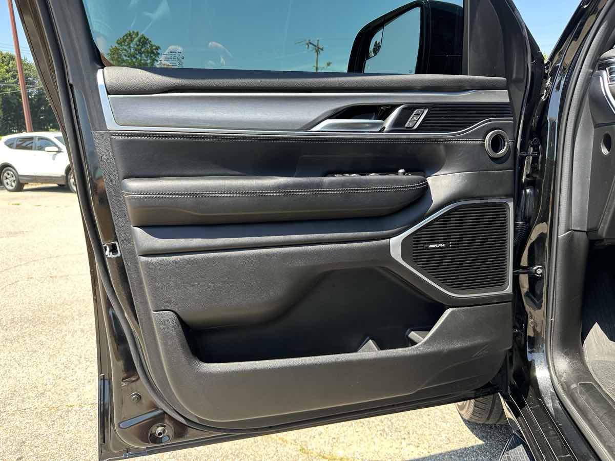 Waganseページ Deuxieme LIBERADD graphene Sold 2022 Jeep Wagoneer Series II Carbide in Mansfield Center