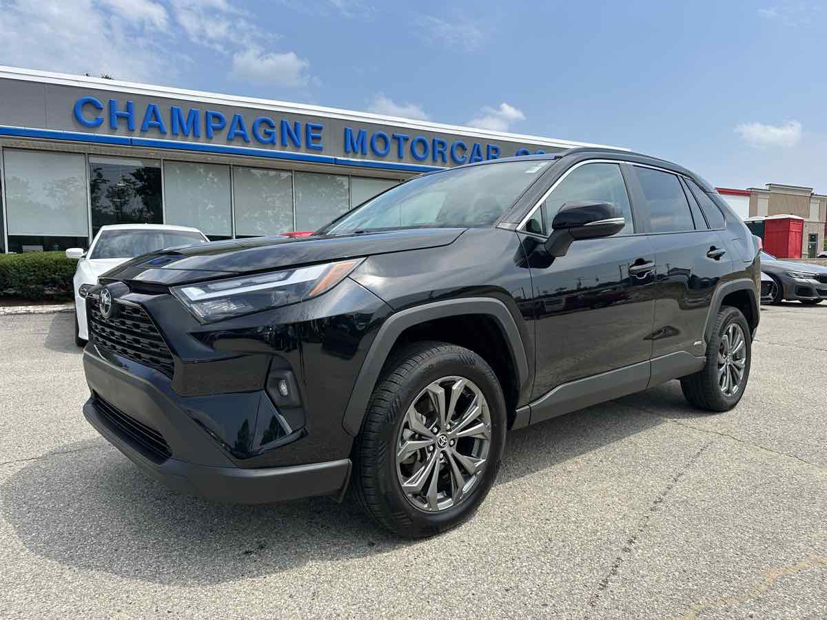 2022 Toyota RAV4 Hybrid XLE Premium