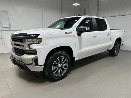 2022 Chevrolet Silverado 1500 LTD LT Z71 with Leather Upgrade!