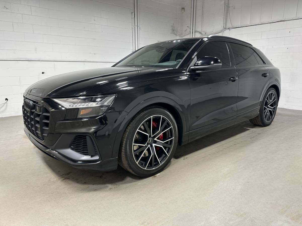 2022 Audi SQ8 Premium Plus Executive Package with Black Optic