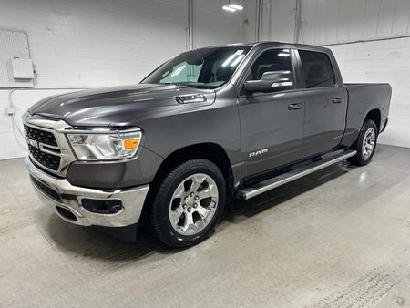 2022 Ram 1500 Big Horn HEMI 6'4BED w/ only 10,000 original miles