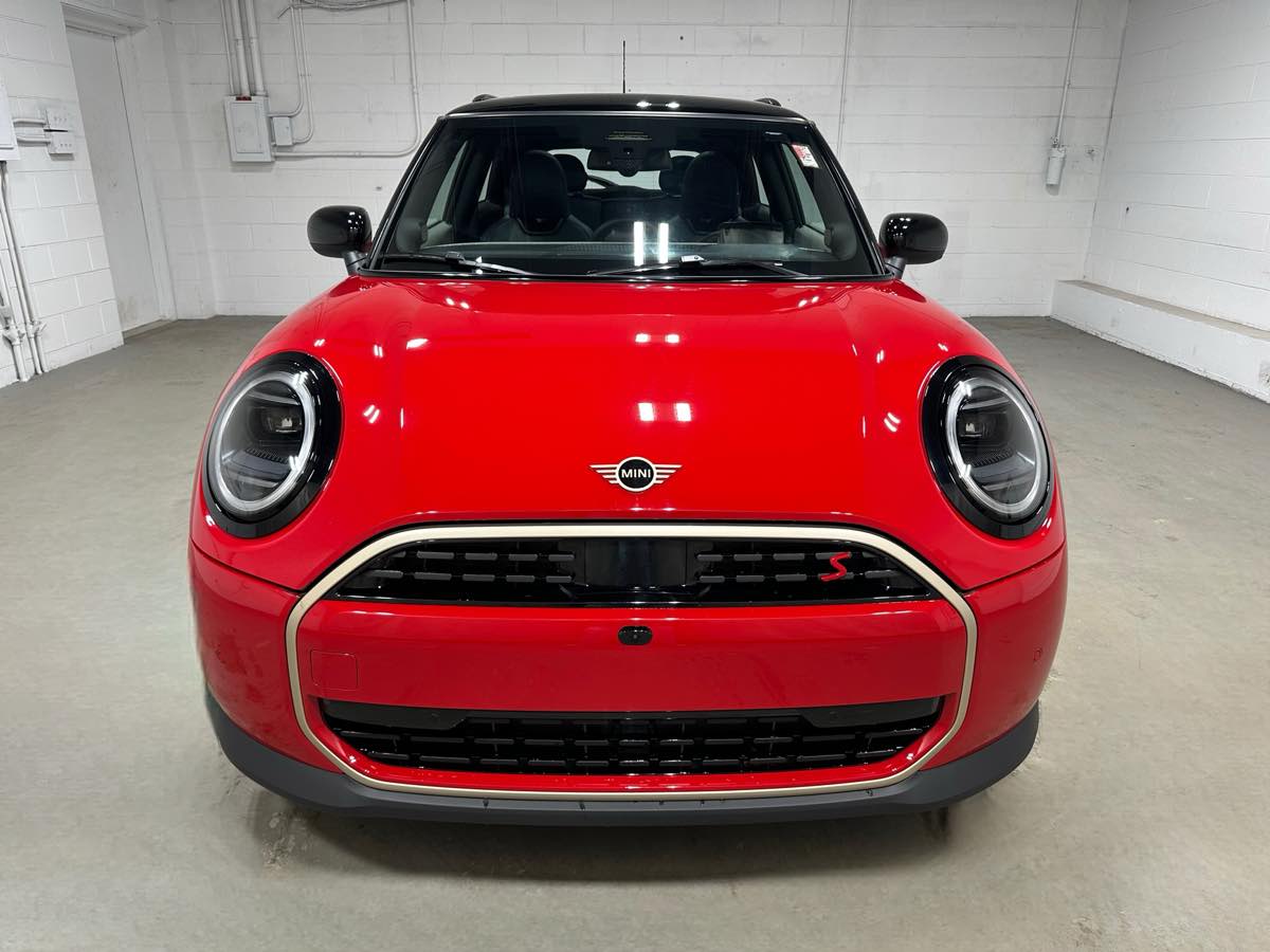 2025 Mini Cooper 2 Door Hardtop photo 3