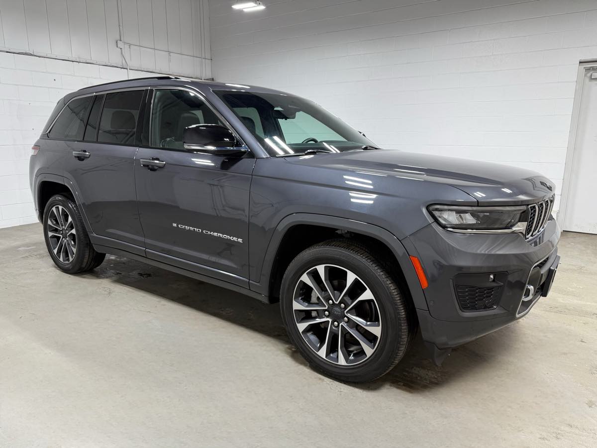 Sold 2022 Jeep Grand Cherokee Overland w/ Lux Pack 2, Advanced Pro