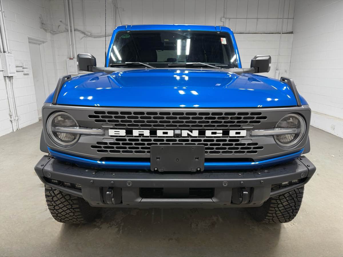 2024 Ford Bronco Badlands photo 3