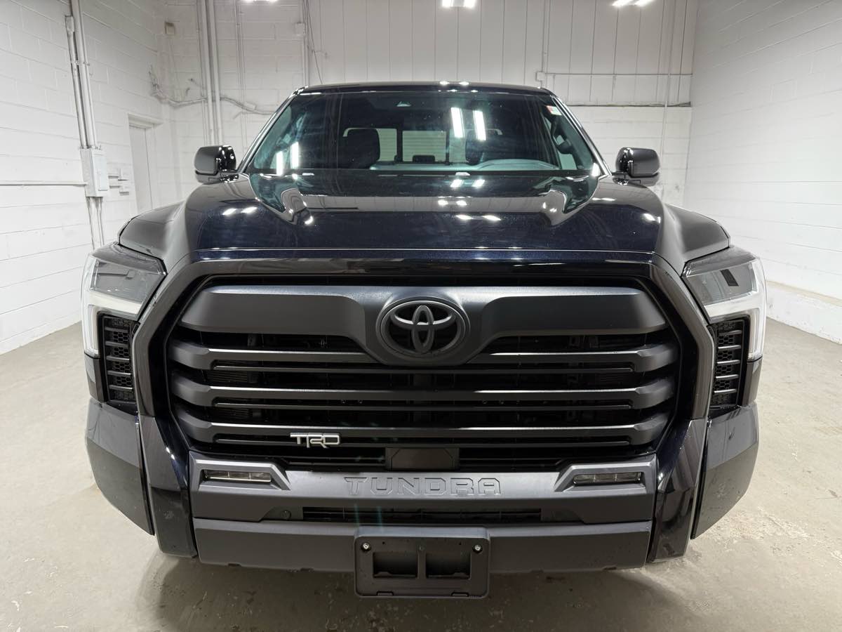 2025 Toyota Tundra SR5 photo 3