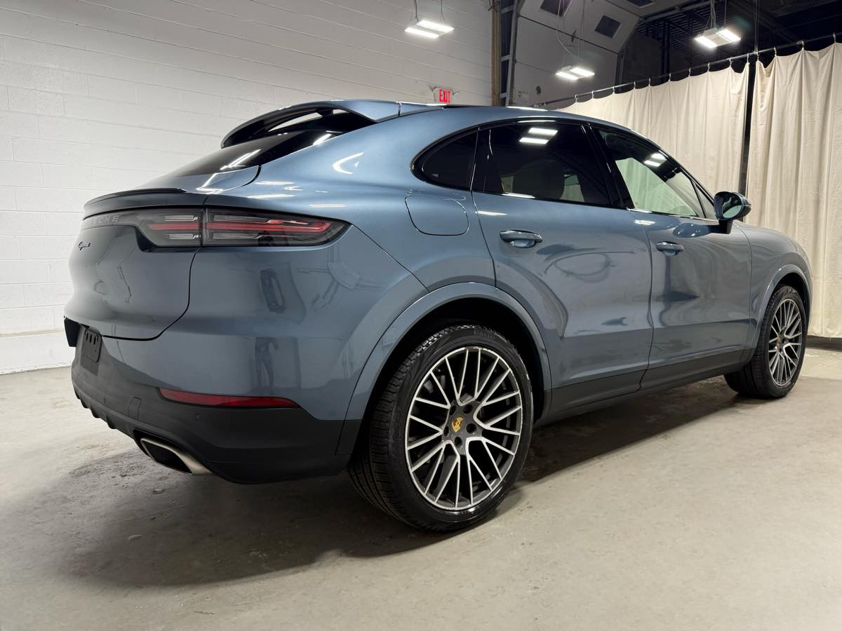 2020 Porsche Cayenne Coupe photo 4