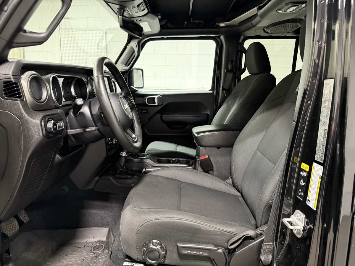 2022 Jeep Wrangler Unlimited High Tide - Photo 10