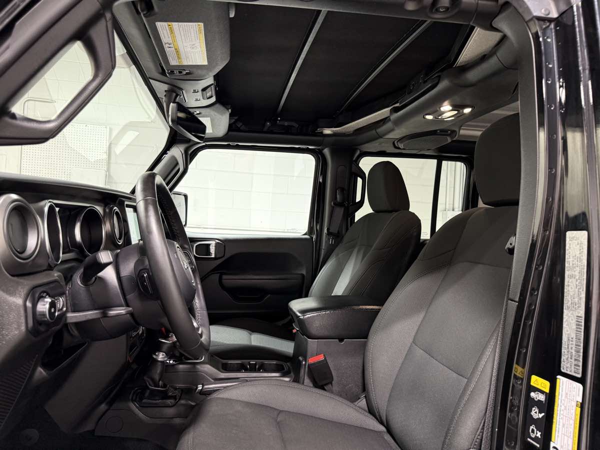 2022 Jeep Wrangler Unlimited High Tide - Photo 17