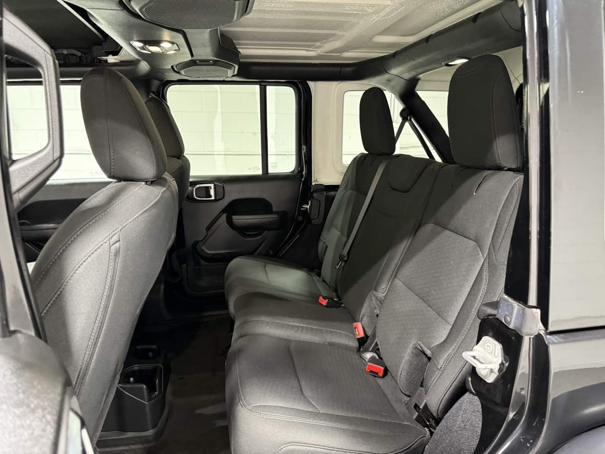 2022 Jeep Wrangler Unlimited High Tide - Photo 20