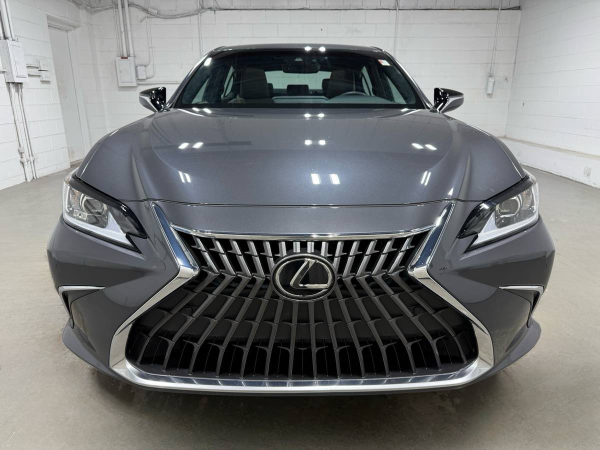 2022 Lexus ES 350 Premium photo 3