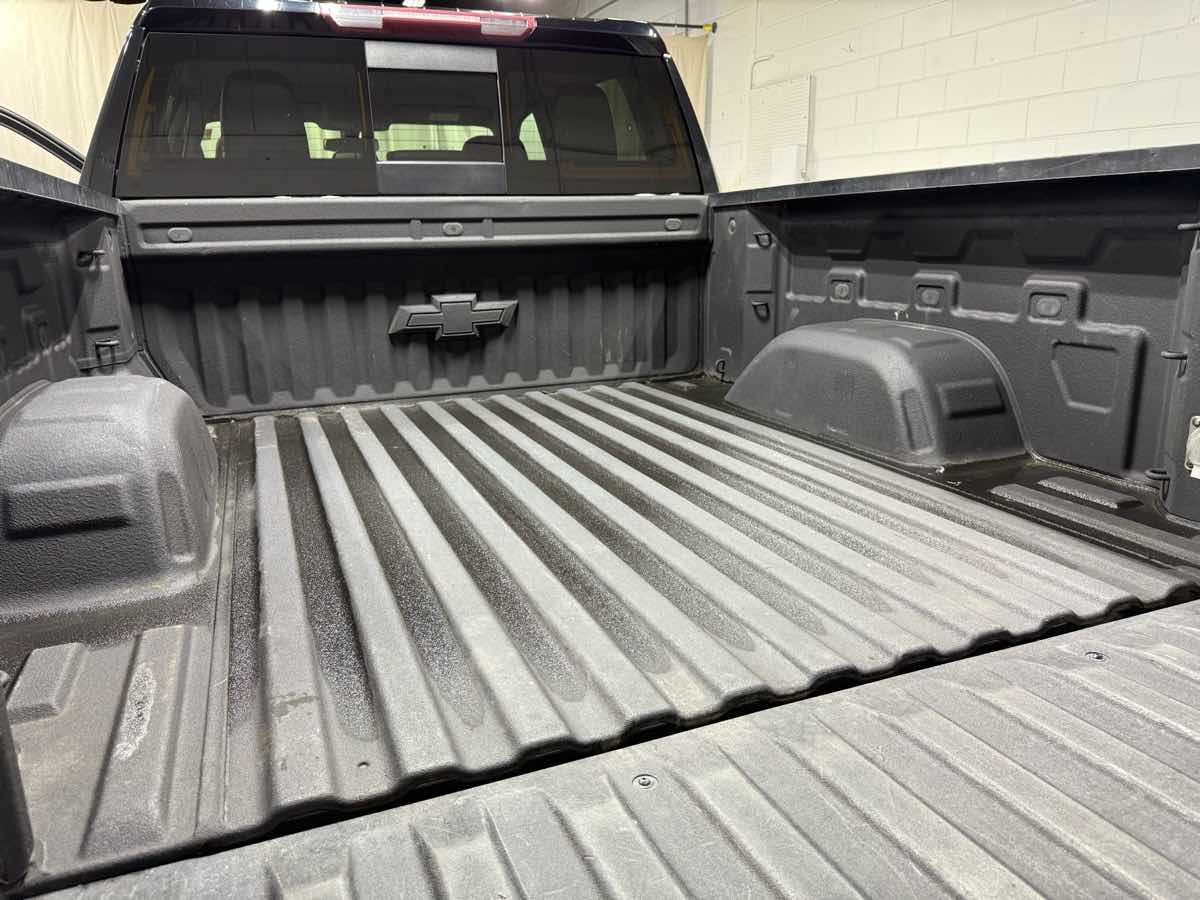 2020 Chevrolet Silverado 1500 LT Trail Boss photo 2