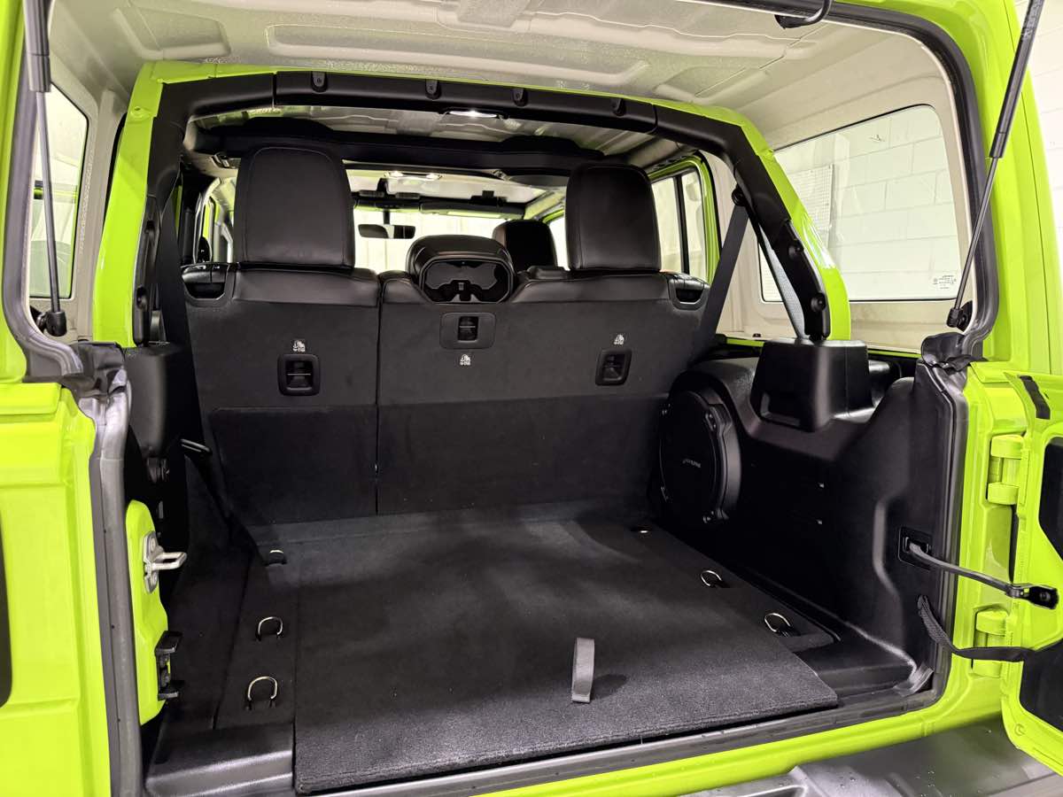 2021 Jeep Wrangler Unlimited Rubicon Xtreme Recon photo 2