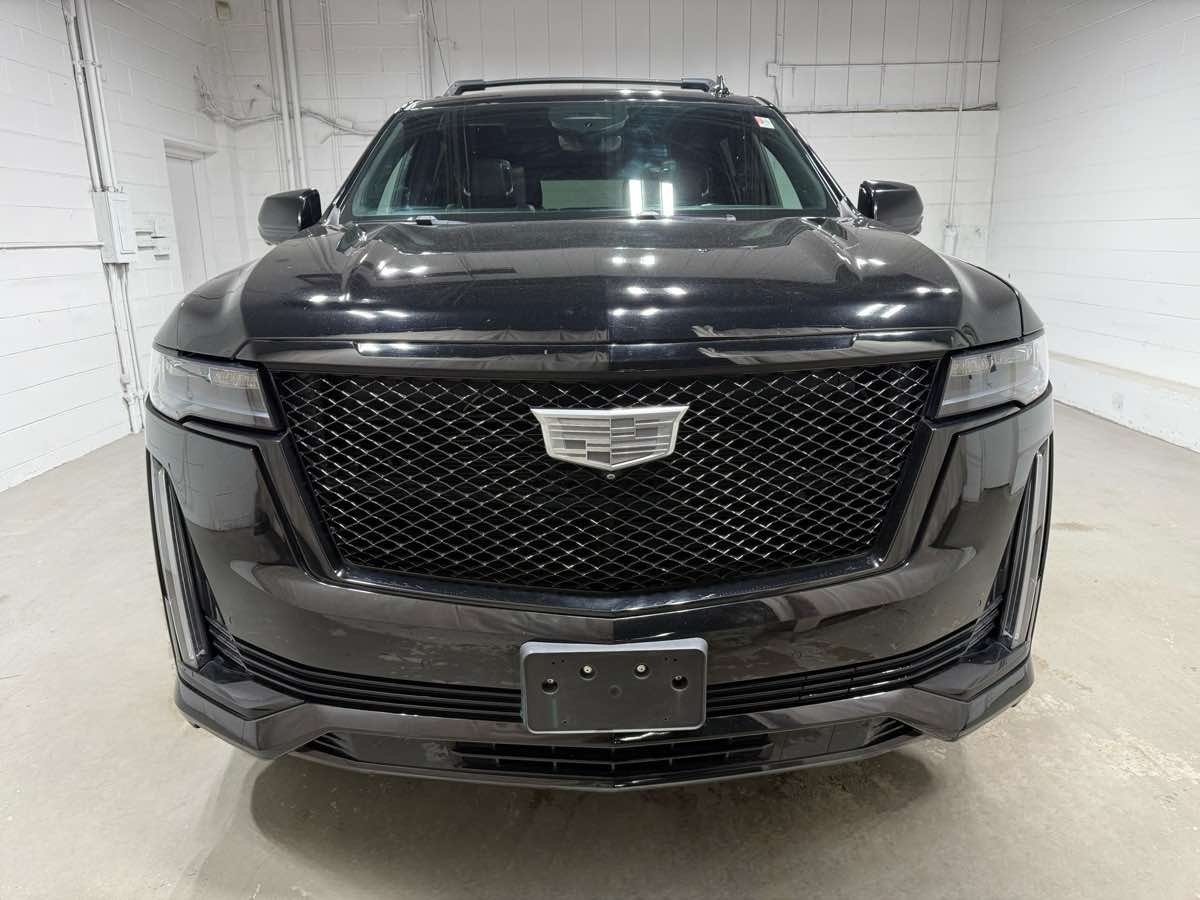 2021 Cadillac Escalade ESV Sport photo 2