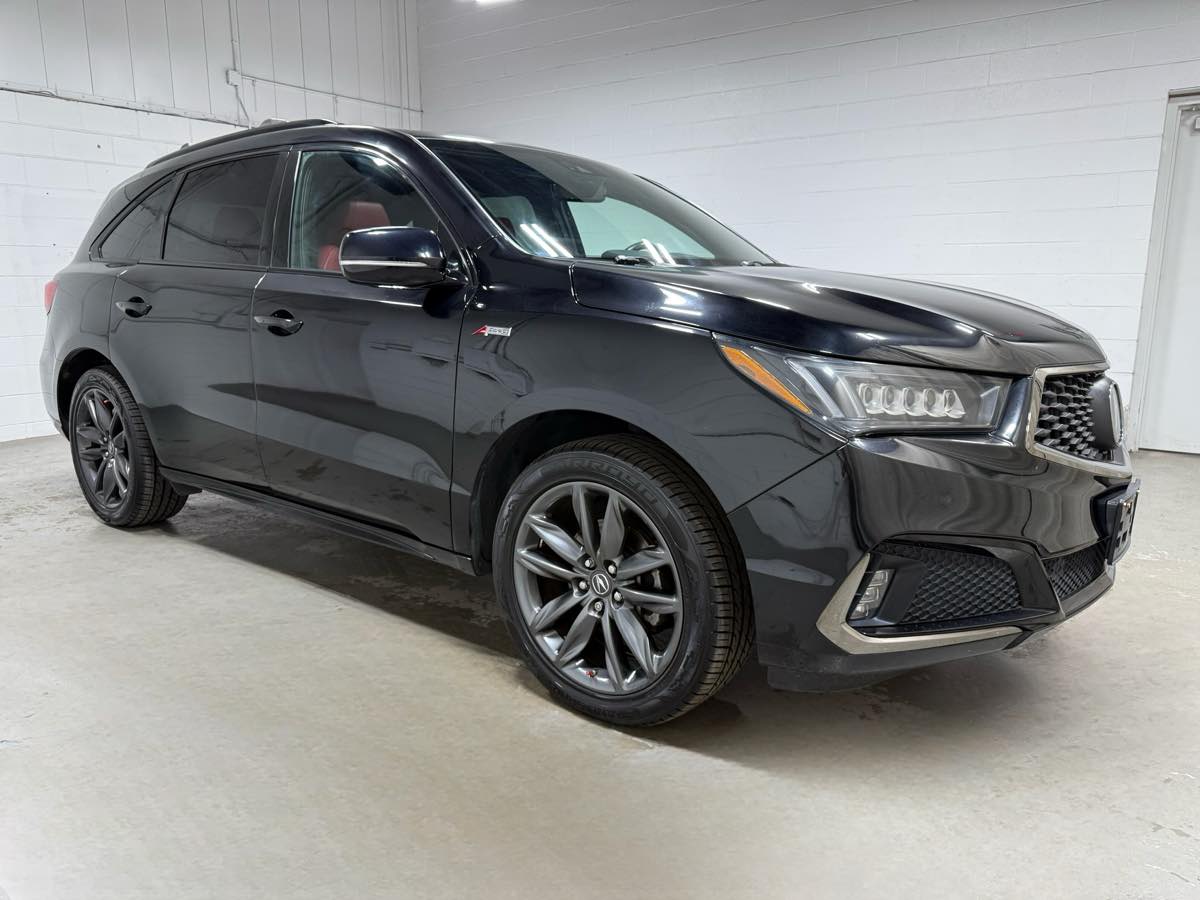 2020 Acura MDX Technology A-Spec photo 3