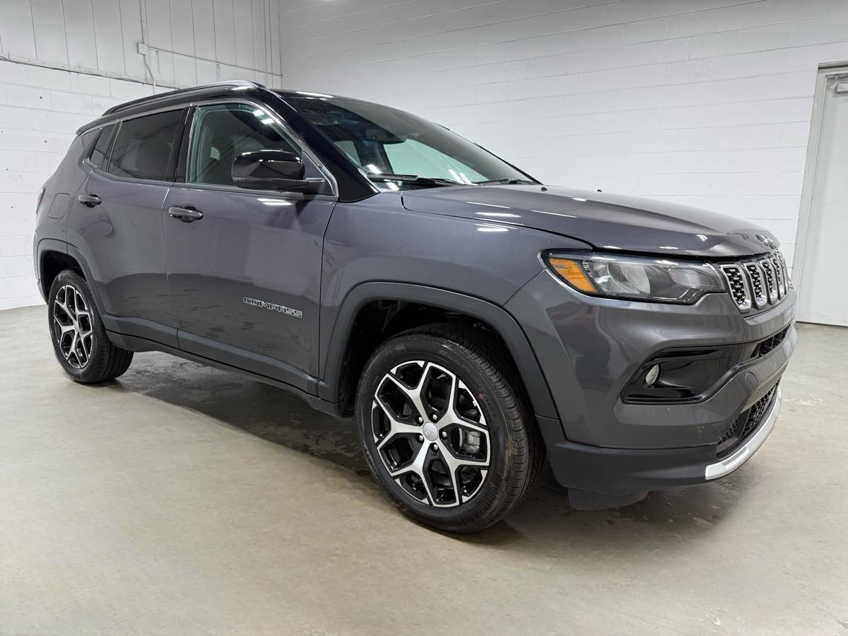 2024 Jeep Compass Limited photo 4