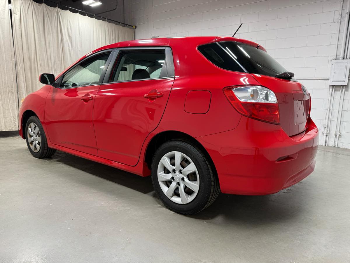2012 Toyota Corolla Matrix L 4WD photo 4