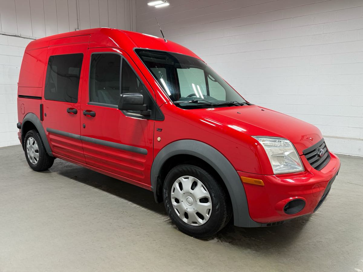 2010 Ford Transit XLT photo 2