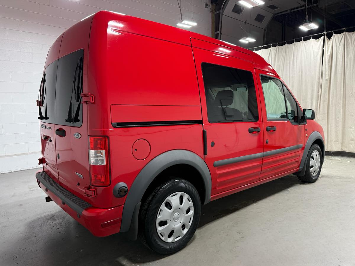 2010 Ford Transit XLT photo 3