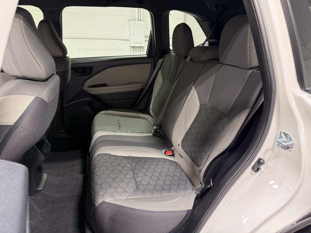 2025 Subaru Forester photo 2