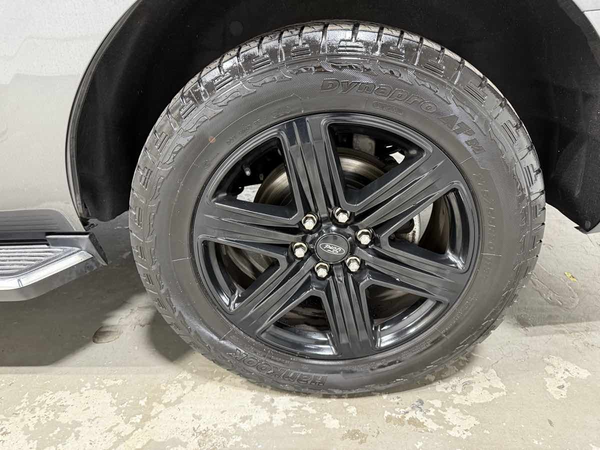 2021 Ford Expedition XLT - Photo 6