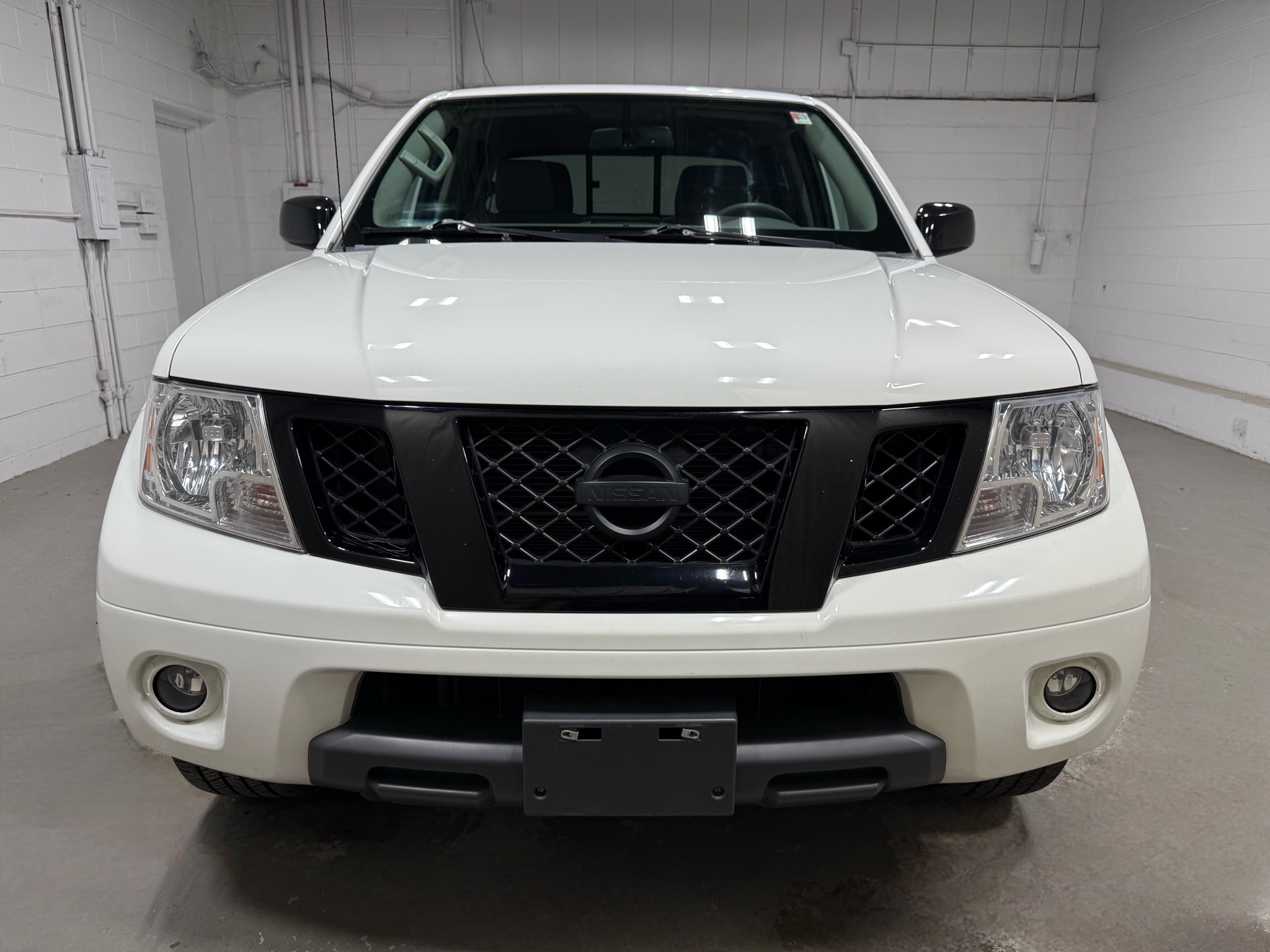 2020 Nissan Frontier SV photo 2