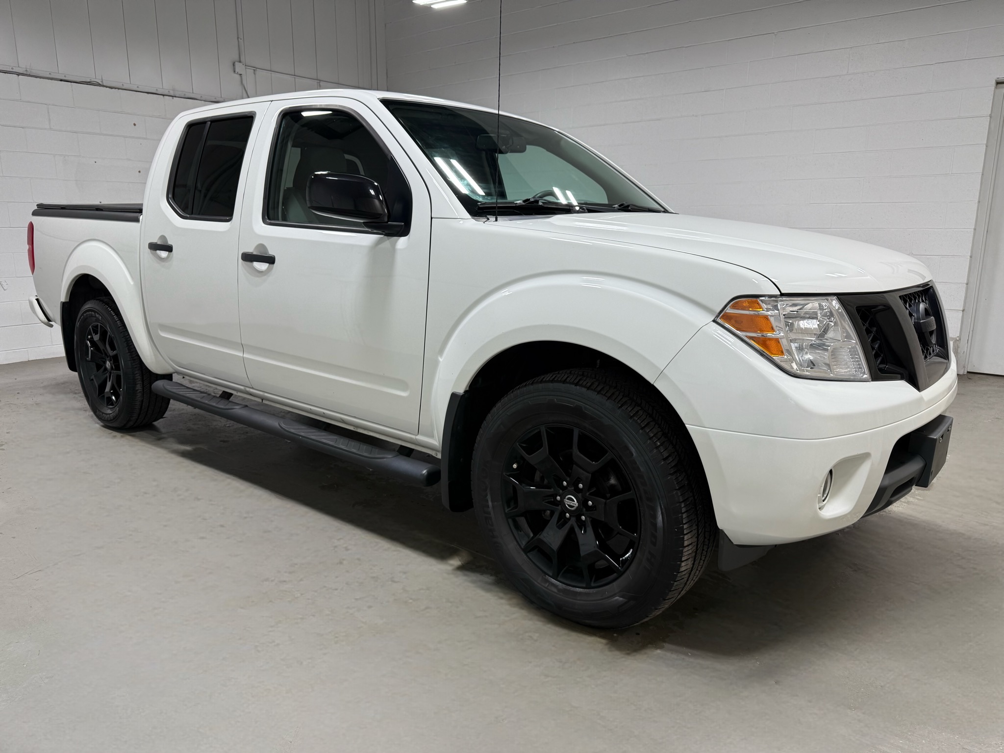 2020 Nissan Frontier SV photo 3