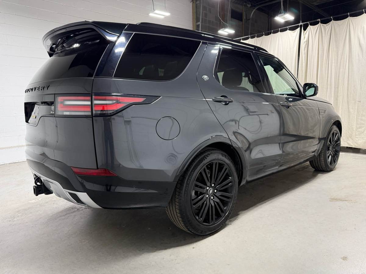 2019 Land Rover Discovery HSE photo 4