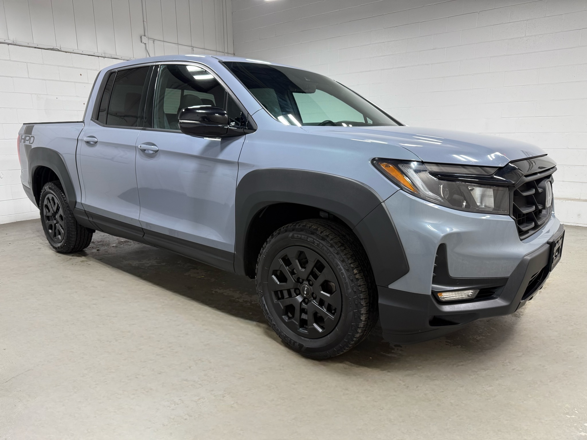 2022 Honda Ridgeline Black Edition photo 3
