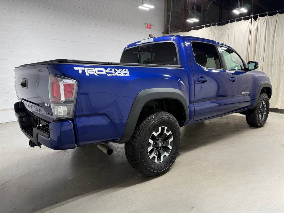 2023 Toyota Tacoma TRD V6 photo 4