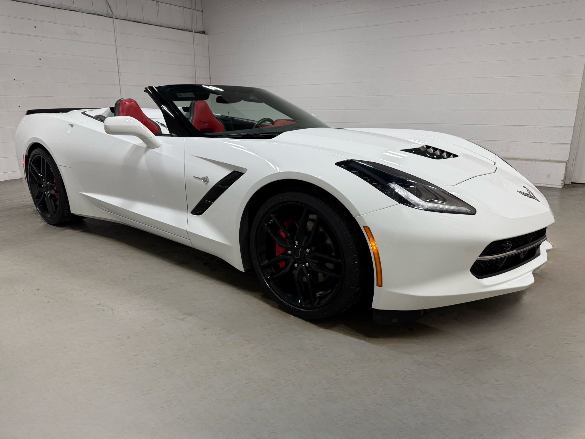 2019 Chevrolet Corvette Stingray 2LT photo 3