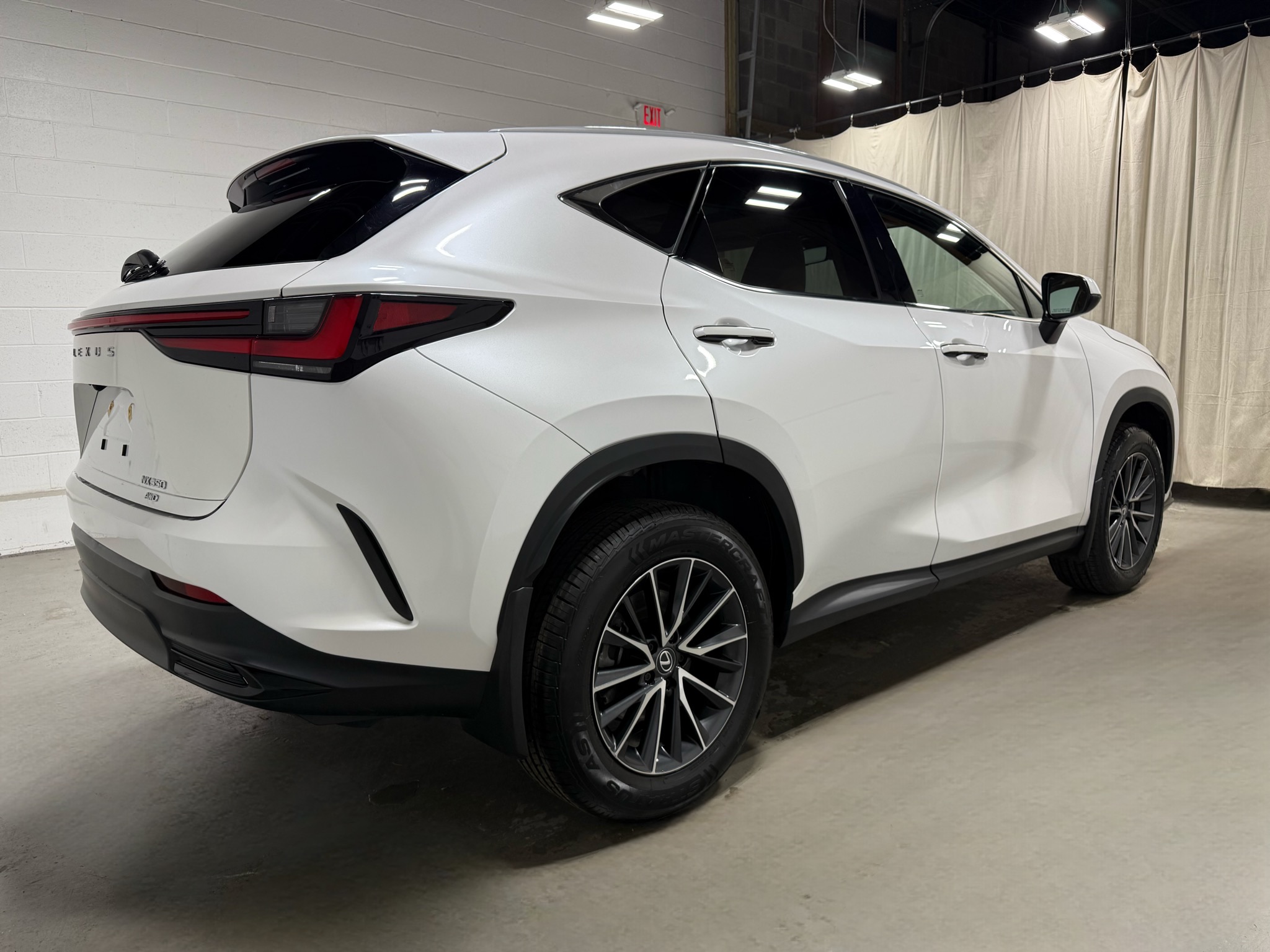 2024 Lexus NX 350 AWD photo 4