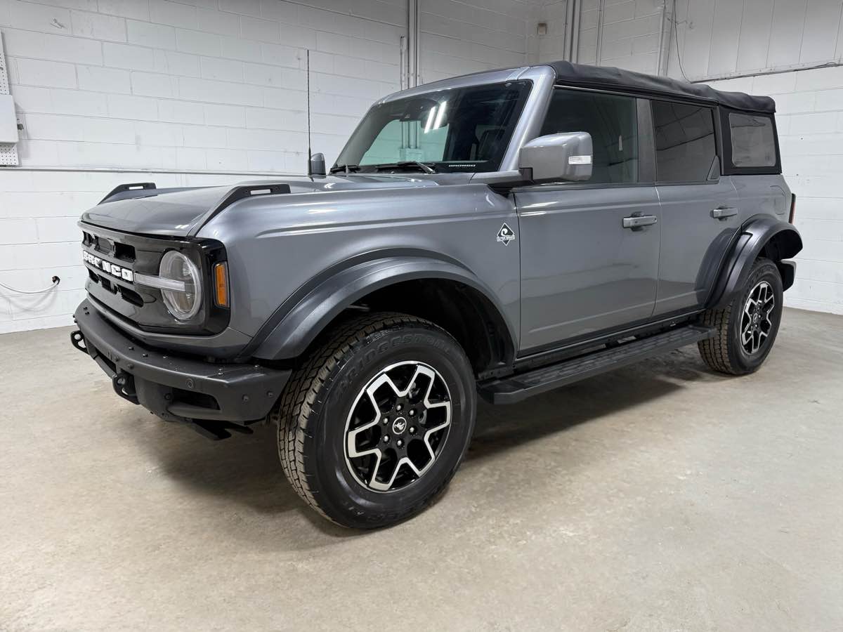 2023 Ford Bronco Outer Banks 4x4's photo