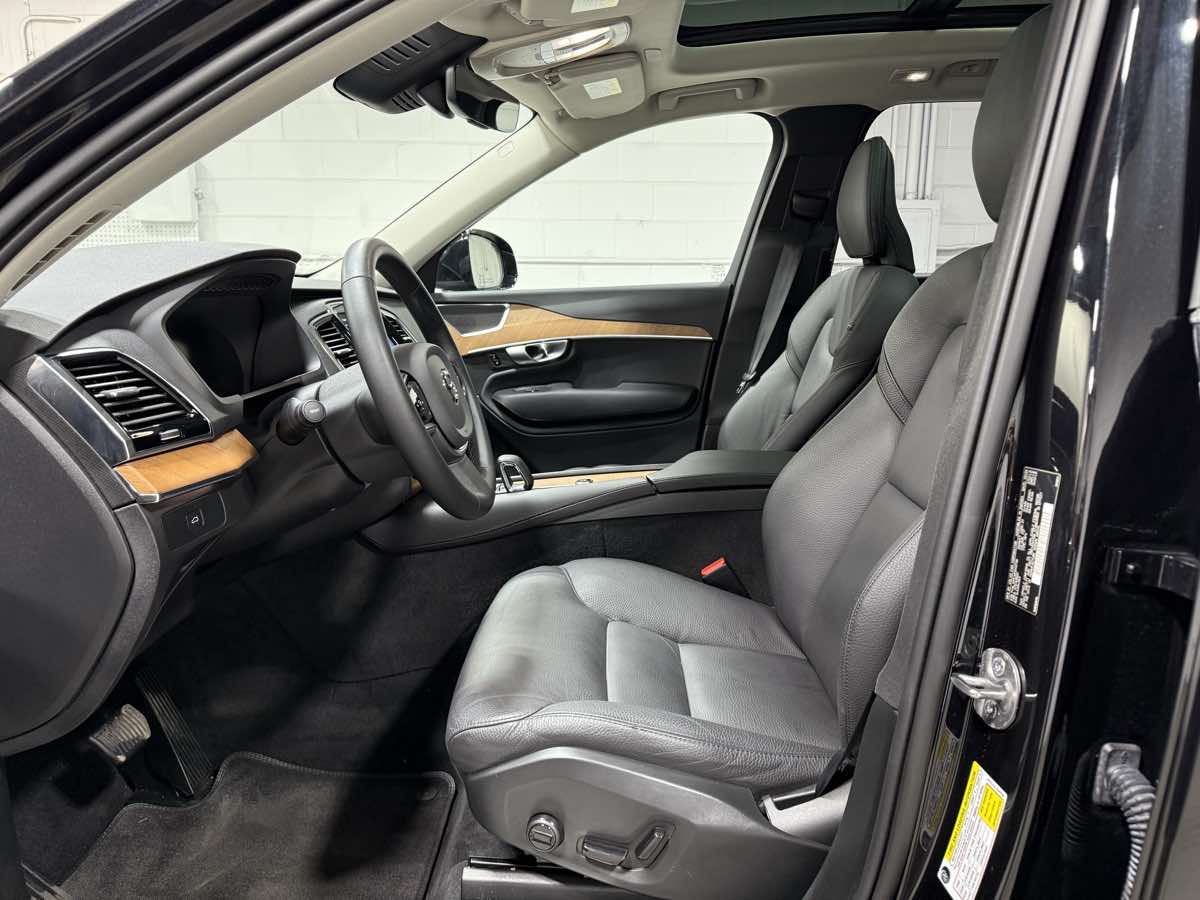 2024 Volvo XC90 Plus - Photo 9