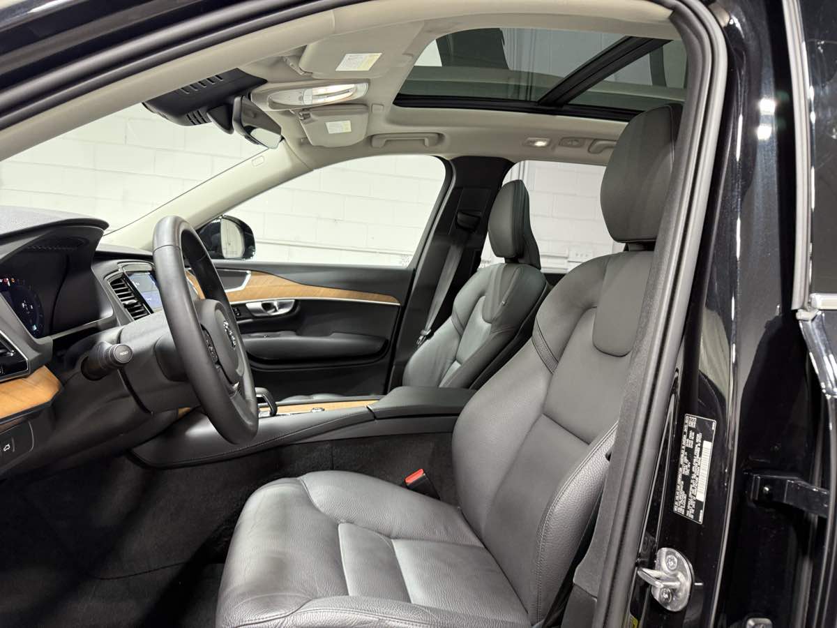 2024 Volvo XC90 Plus - Photo 15