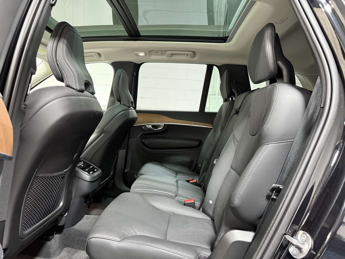 2024 Volvo XC90 Plus - Photo 18