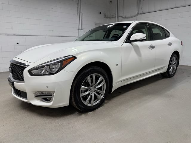 Moonlight White 2015 INFINITI Q70 Sedan Automatic