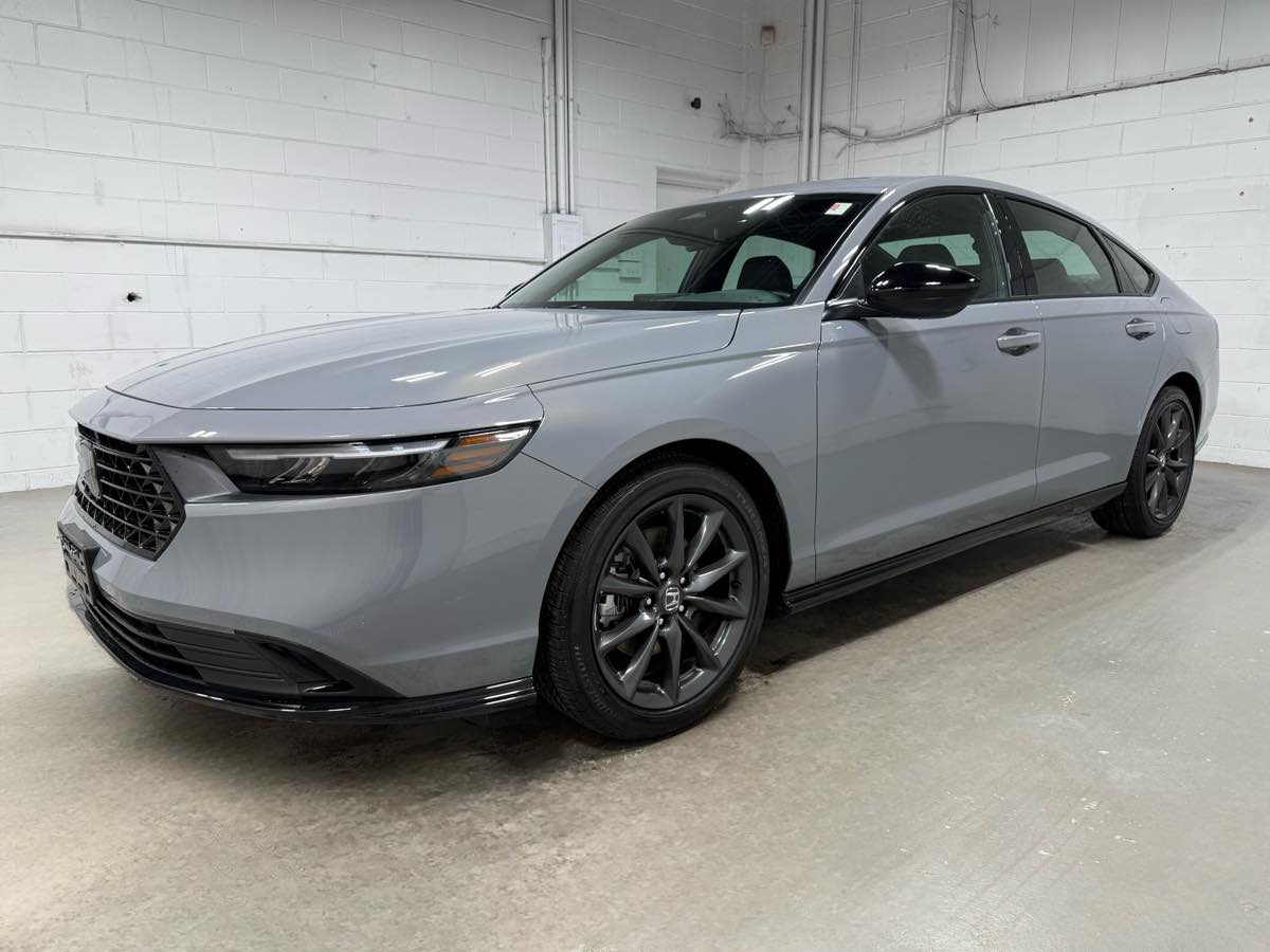 2025 Honda Accord Hybrid Sport-L's photo