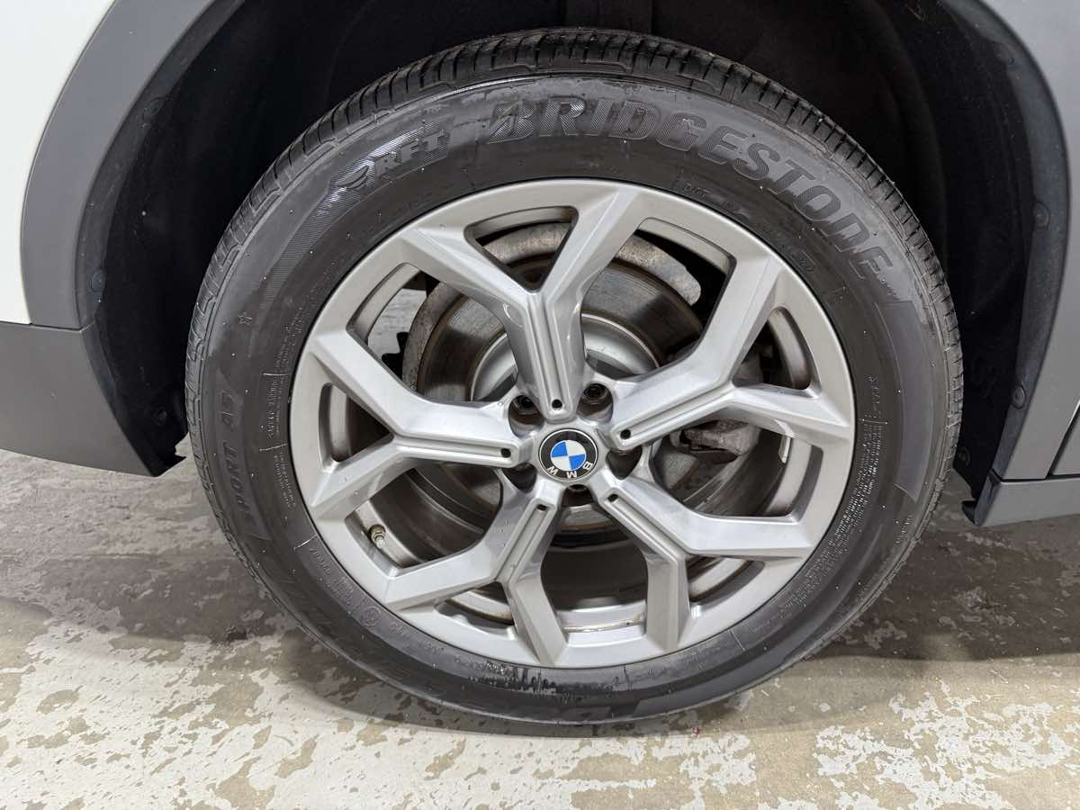 2023 BMW X4 30i - Photo 7