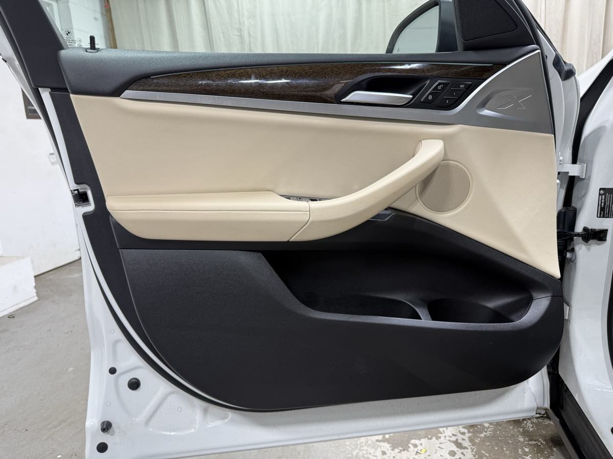 2023 BMW X4 30i - Photo 8