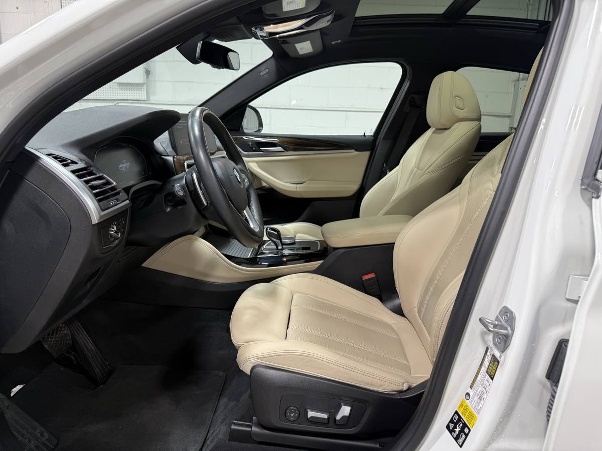 2023 BMW X4 30i - Photo 9