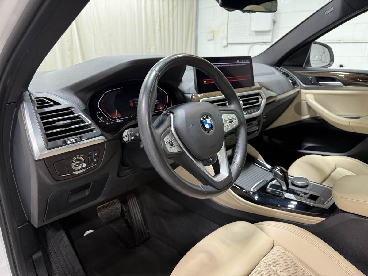 2023 BMW X4 30i - Photo 10
